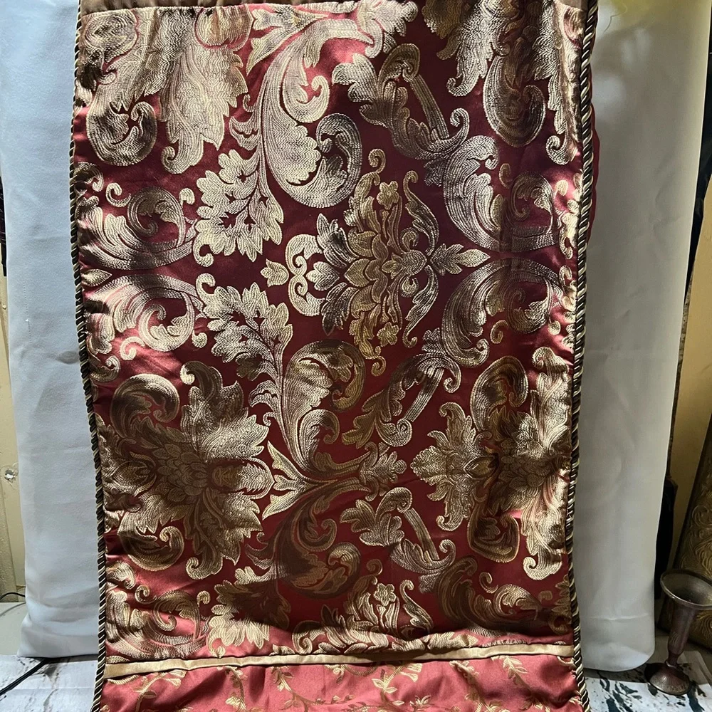Red and Gold‎ Floral Tapestry King Size Shams